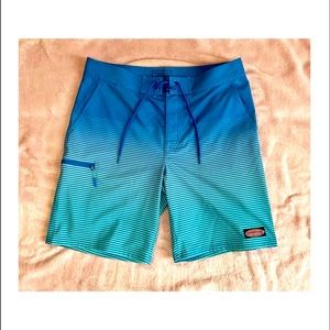 Vineyard Vines Performance Boardshorts-Striped Swim Short